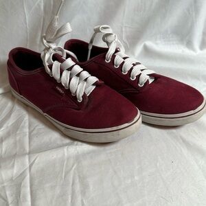 Vans Women’s Burgundy Size 6 Newer